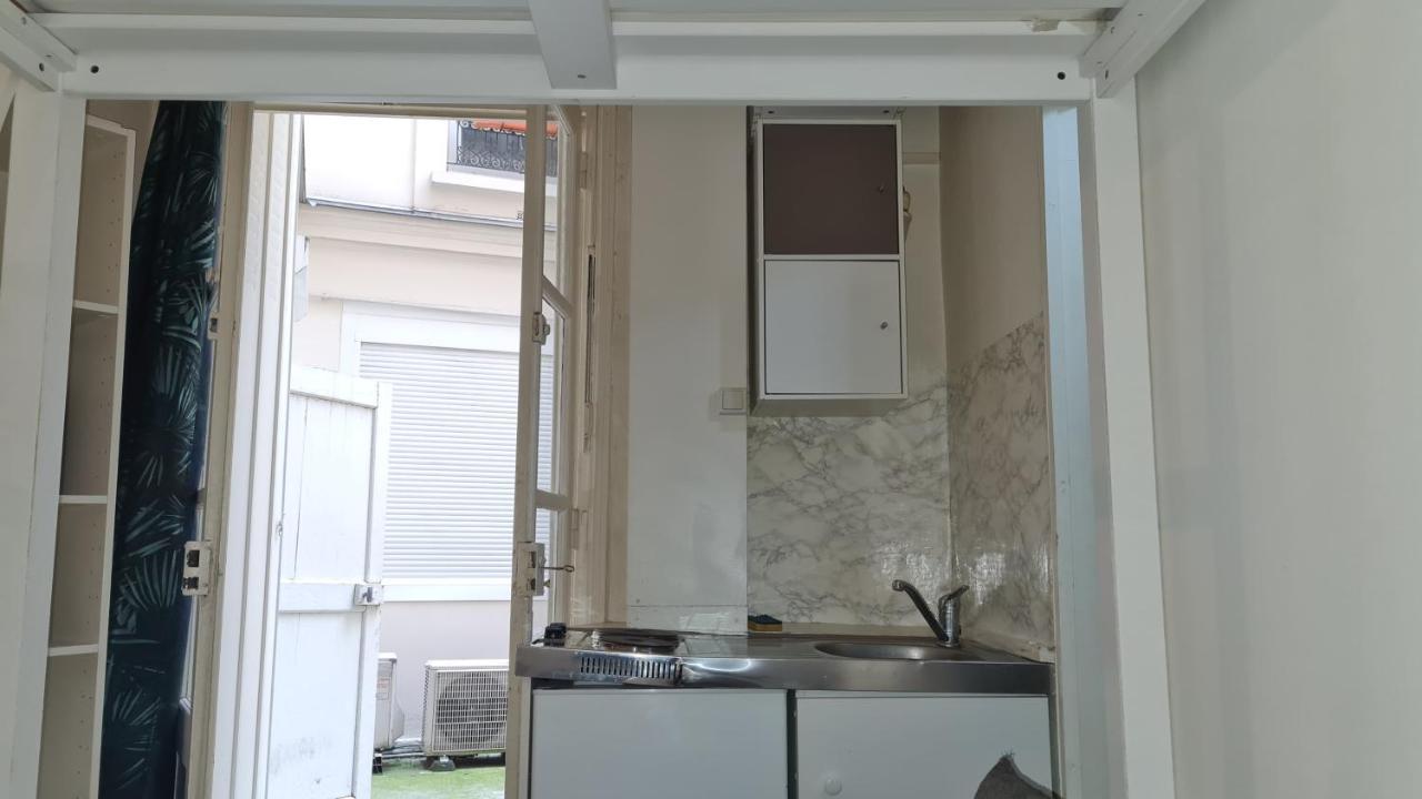 Appartamento Studio à Montmartre Parigi Esterno foto